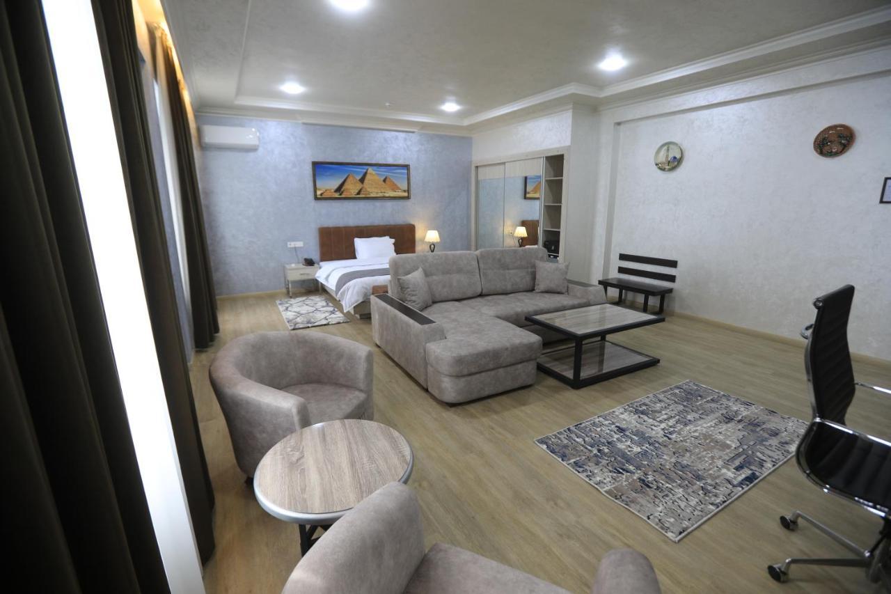 Chlnor Hotel Andizsán Kültér fotó
