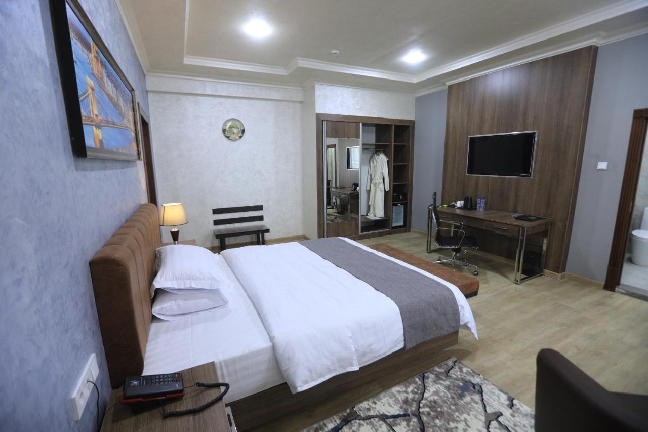 Chlnor Hotel Andizsán Kültér fotó