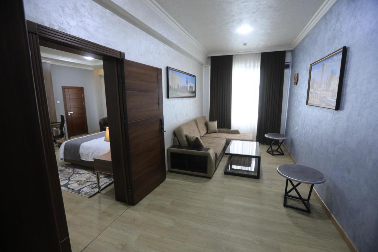 Chlnor Hotel Andizsán Kültér fotó